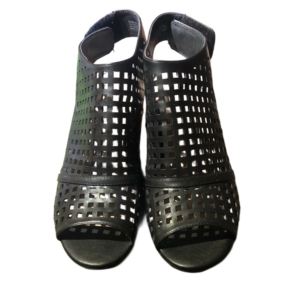 Kim Rogers Simion Open Toe Black Cutout Chunky Sandals Sz 11